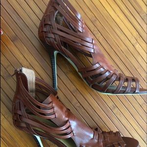 Hot tomato 🍅 size 9